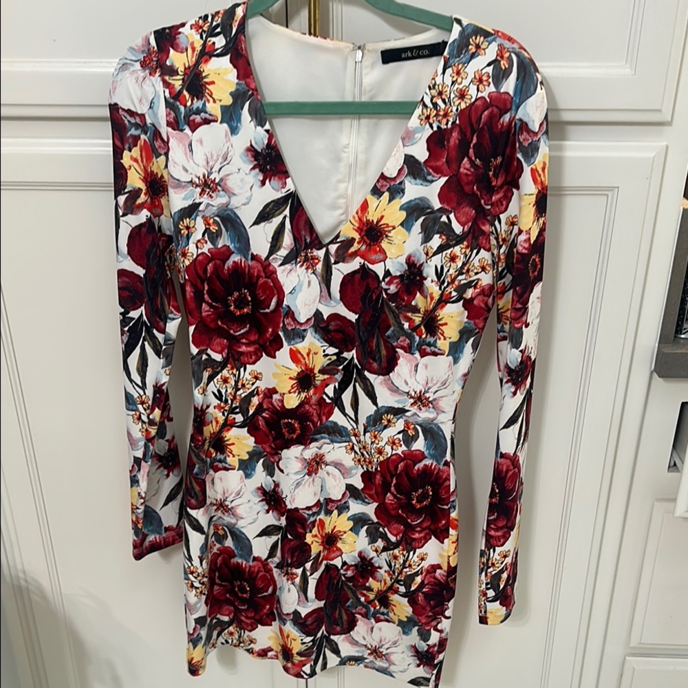 Floral V-Neck Long Sleeve Dress